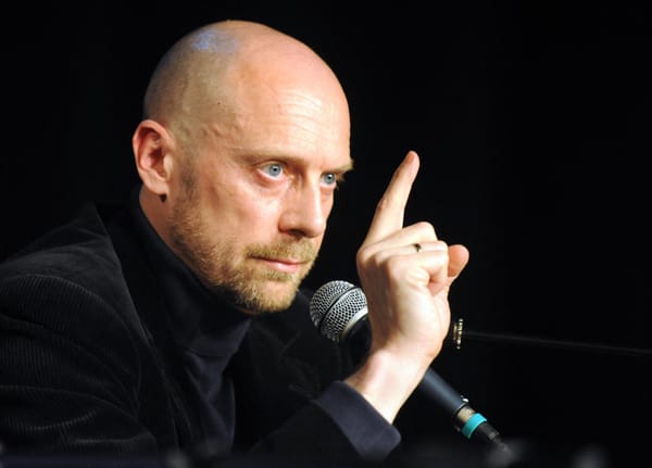 Alain Soral on the Hidden Trap of Modern Consumerism